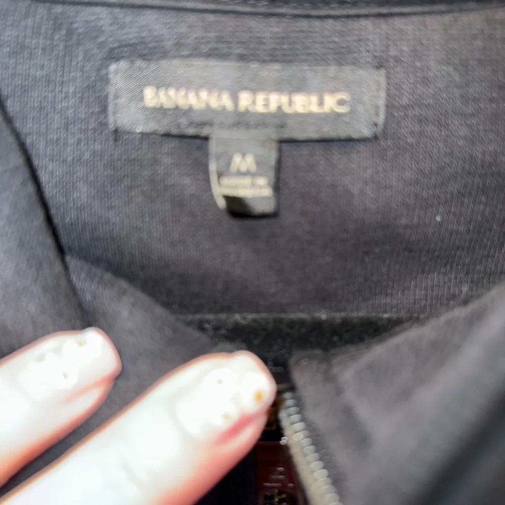 Banana Republic Men's Quarter Zip Pullover - Black Long Sleeve Sweatshirt NEW